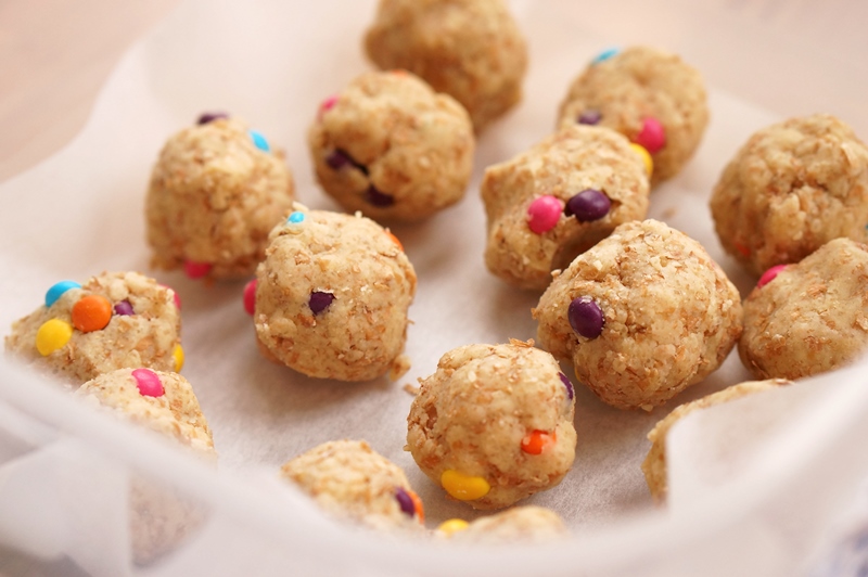 DIT-cookie-dough-balls-chocolate-chip (13)